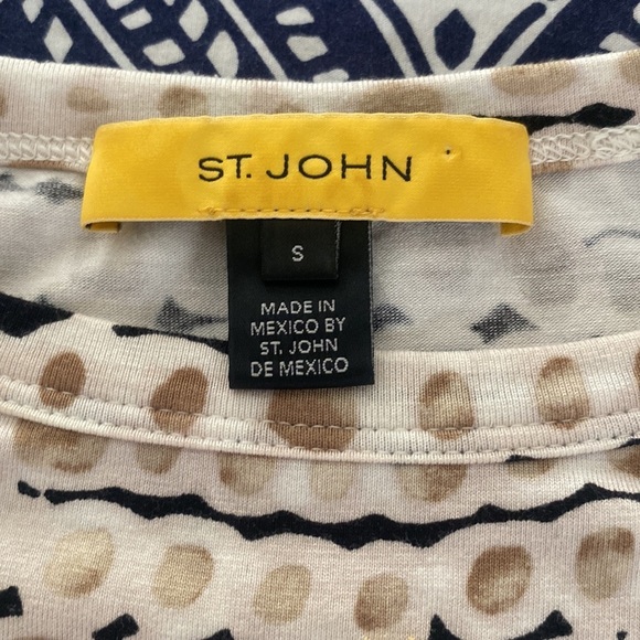 ST. John geometric split sleeve shirt sleeve white, tan, black blouse - Picture 3 of 7